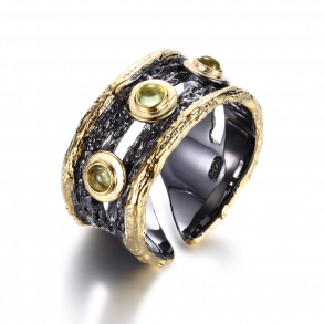 Ring Med Peridot delsten