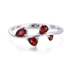 Granat Ring - �gte Sten