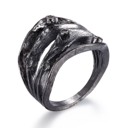 Mrk Ring Med Hvid Topas