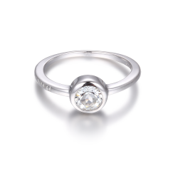 Glimpse of Light by Anna David (Hvid)