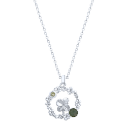 Firkl�ver Halsk�de S�lv