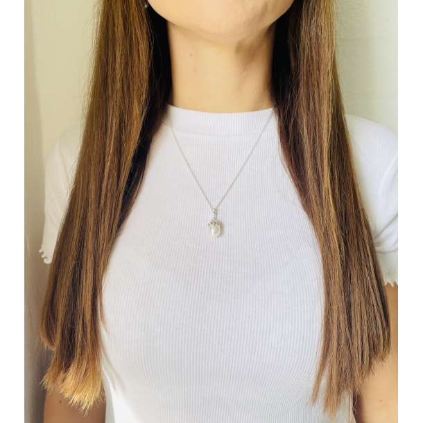 Coral Necklace - Freshwater pearl