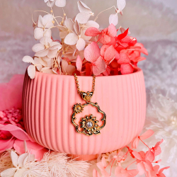 Daisy Necklace - Goldplated