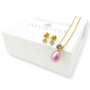 Jewelery set with freshwater pearls