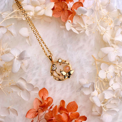 Butterfly Necklace - Rose quartz